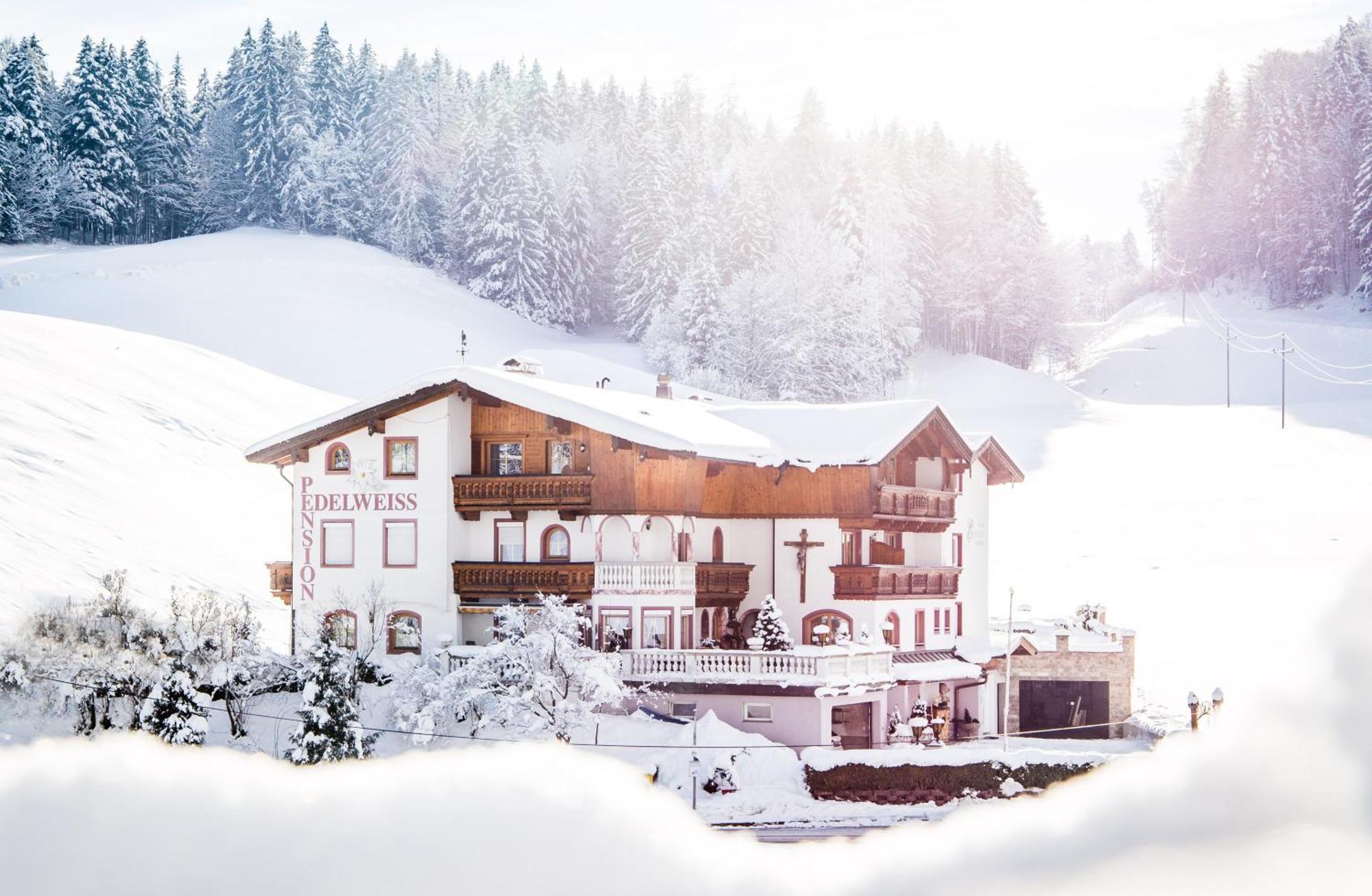 Pension Edelweiss Breitenbach am Inn Ngoại thất bức ảnh